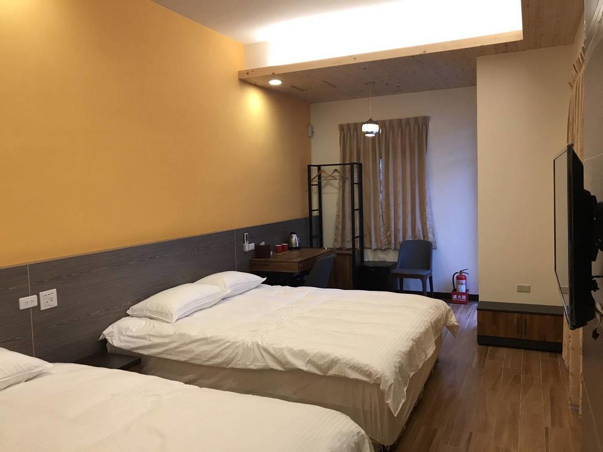 Brown No.3 B&B Chishang Exterior foto